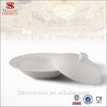 Sopera de cerámica blanca fina para el hotel, sopera de porcelana con tapa